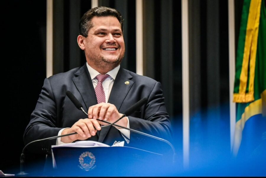 DAVI ALCOLUMBRE , O NÚMERO DOIS DO BRASIL.