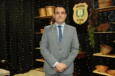 EDITORIAL: QUANDO O CÉU BRIGA, O INFERNO FAZ FESTA